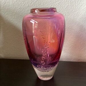 Beautiful glass vase 6 inches tall